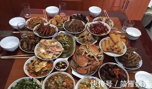 2301医院营养科教授：人到老年3种肉要忌口，但这些肉要多吃些