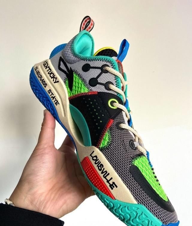 小老弟 韦德小老弟拉塞尔的全城9 PE配色,即将发售,值得期待的一款球鞋!