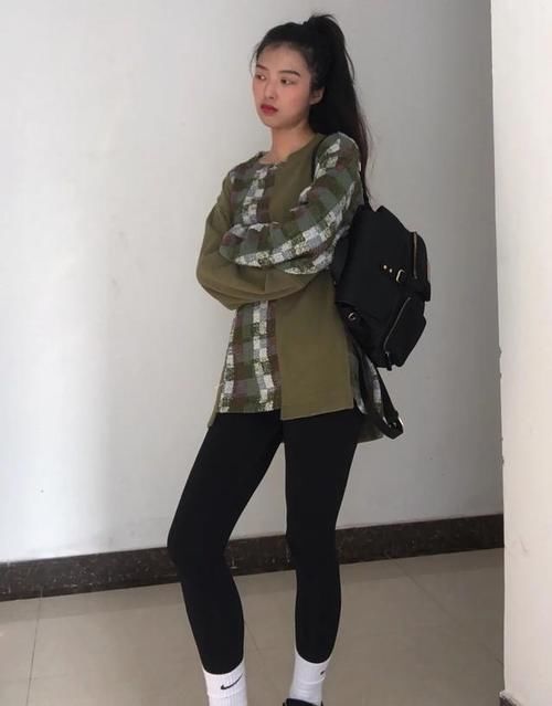 黄黑相间的衣服不要随便挑选，选择好颜色才是关键