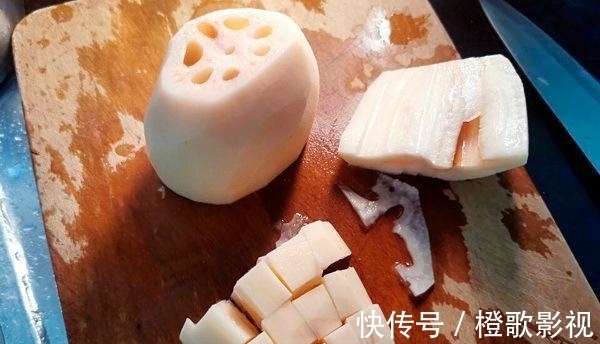 藕养人,西红柿炒蛋养藕又能做出什么好味道呢?