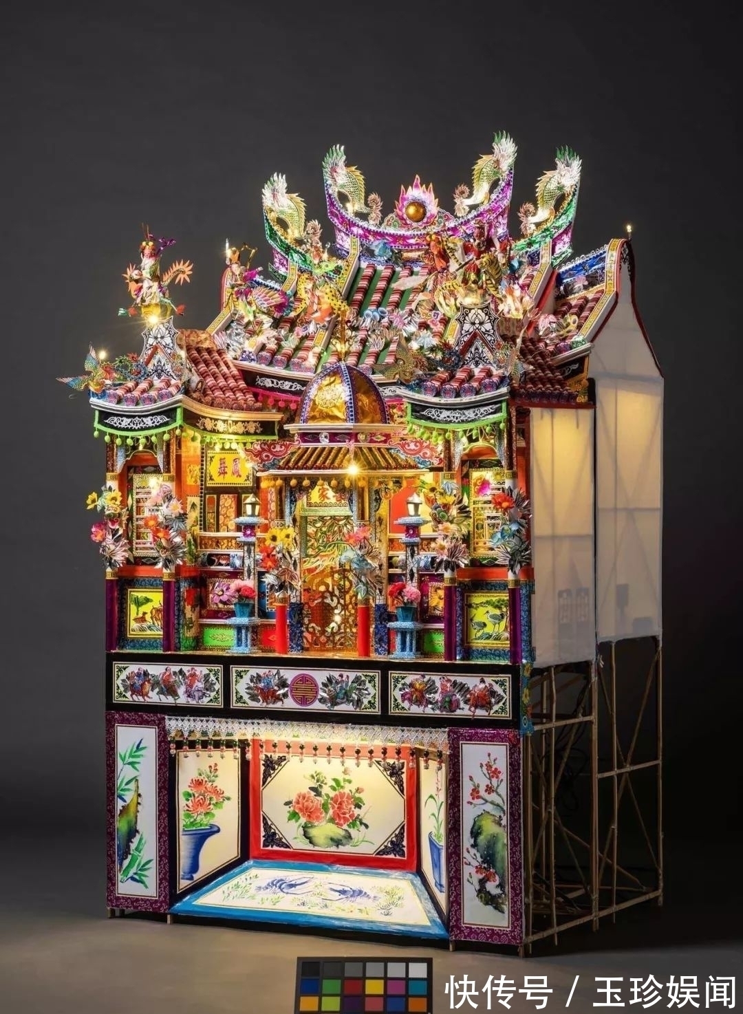 巴黎@中国葬礼纸扎,荣登巴黎艺术展,法国人不禁感叹:中国人太浪漫了