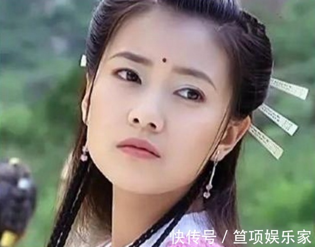 黄衫女子$倚天中,张无忌与赵敏分手后,娶了自己的师傅,实力远胜张三丰