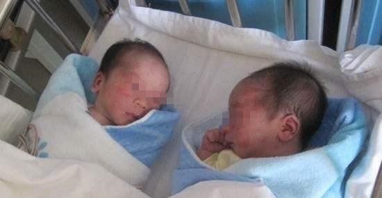 龙凤胎|孕妈产下一对龙凤胎,全家还沉浸在喜悦里,不料医生“多了句嘴”!