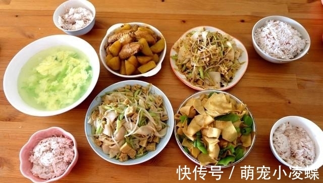 营养健康|晒晒我家这7天的午餐，每天都是3菜1汤1主食，荤素搭配，营养健康