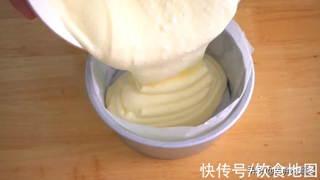 比豆腐还嫩！自制酸奶蛋糕，配方和秘诀都给你，外面买不到