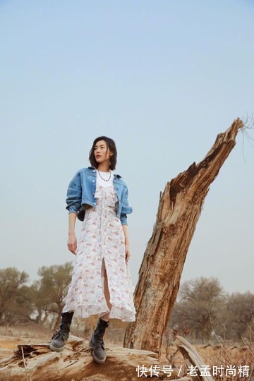 牛仔裙 牛仔单品怎么搭?搭对了大方减龄