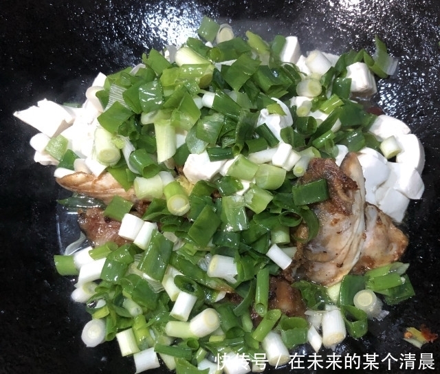 鱼烧豆腐,过年的大菜,高补钙,高营养