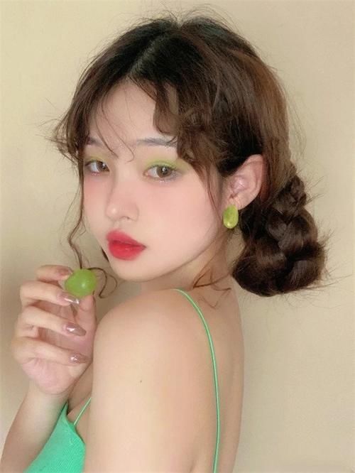 唇部 秋天的“口红”要怎么涂才够好看?从这3个方面下手,精致又洋气