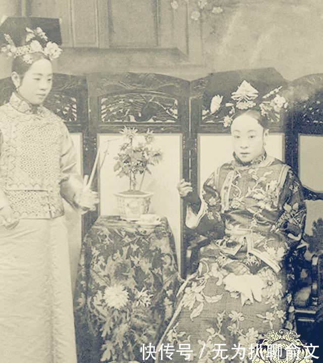 老照片|清末福晋老照片:图五是末代皇帝溥仪的亲生母亲,图八三位最漂亮