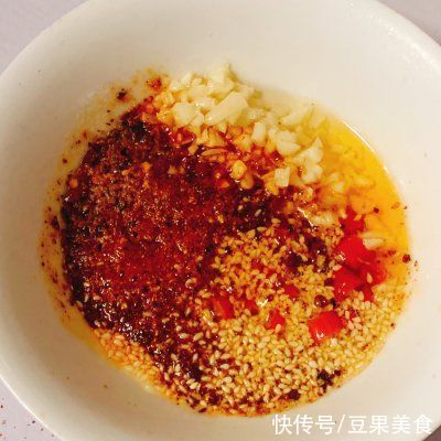 增强记忆|低脂低卡，超级过瘾巨下饭的菠菜拌金针菇