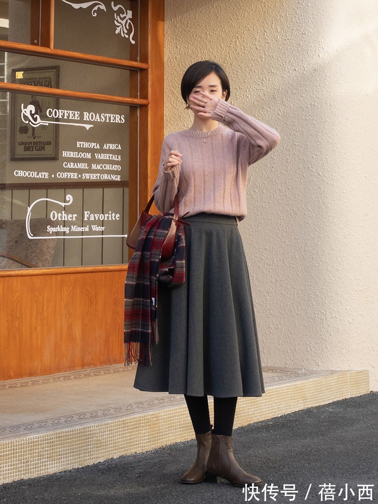 下半身 冬季赶时髦就穿“半身裙”,优雅时尚又实用,配毛衣、外套都好看