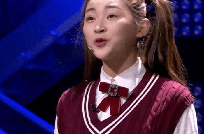 这位女演员录制节目耍酒疯,惹得何炅全程黑脸,井柏然怒斥她!