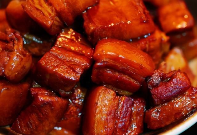 鹌鹑蛋|家常版红烧肉,不放一滴水,红烧肉软糯不烂有嚼劲,不输饭店