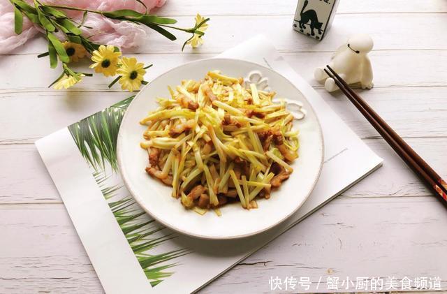 冬季,这菜要多吃,营养美味还下饭,老人孩子更合适