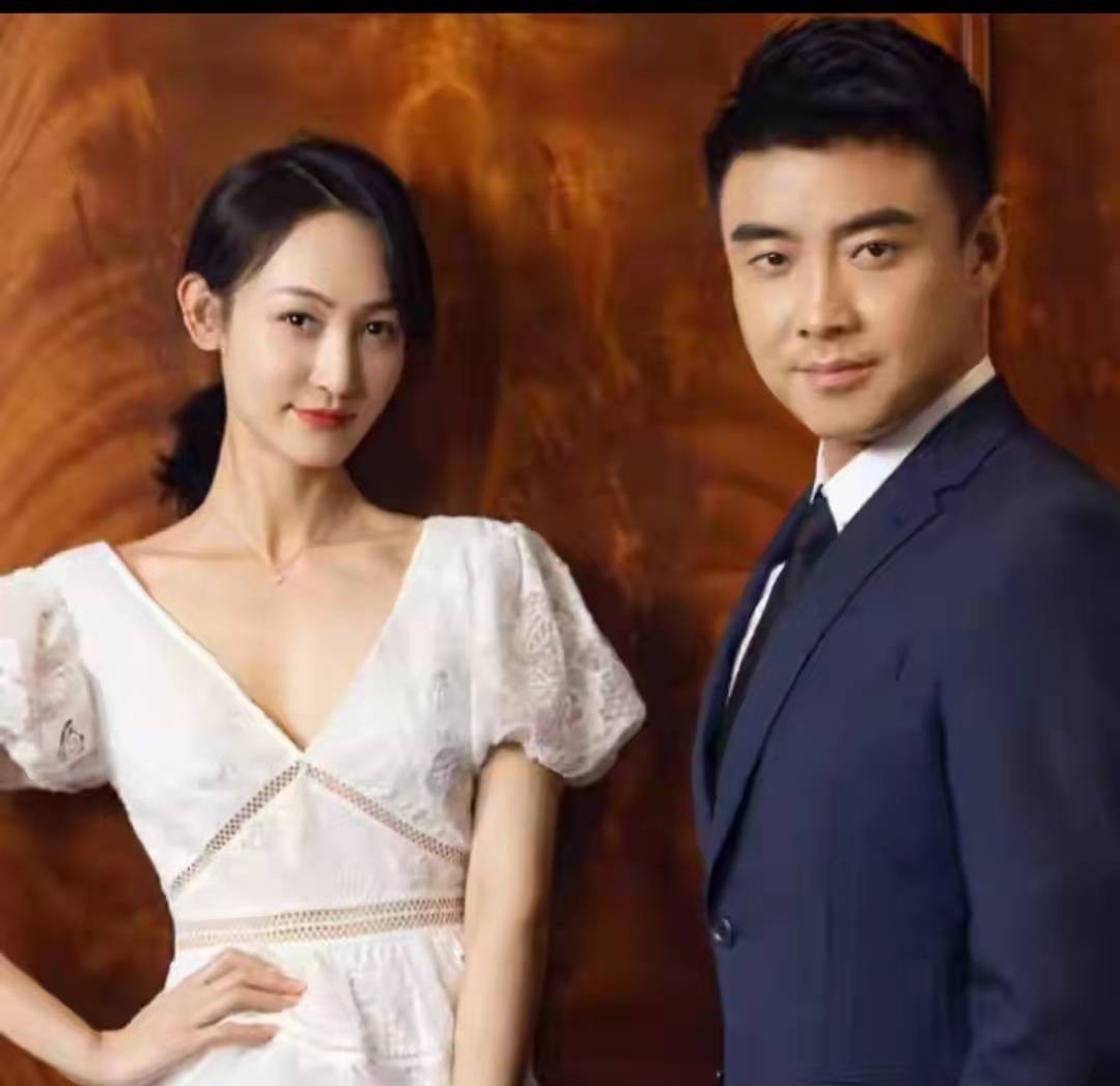 闫博雅|运动员王皓妻子闫博雅,为爱放弃事业当家庭妇女,爱舞蹈更爱丈夫