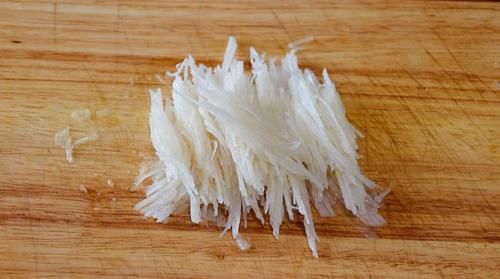 1个梨，一点冰糖，记住这个配方，你也能吃到素燕窝