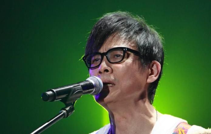 音乐教父"的他,也是目前已经在华语乐坛占据半壁江山的歌手们的偶像