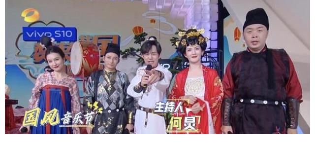 蔡文靜|《快樂(lè)大本營(yíng)》游戲難倒眾人，國(guó)風(fēng)音樂(lè)節(jié)變民樂(lè)課？