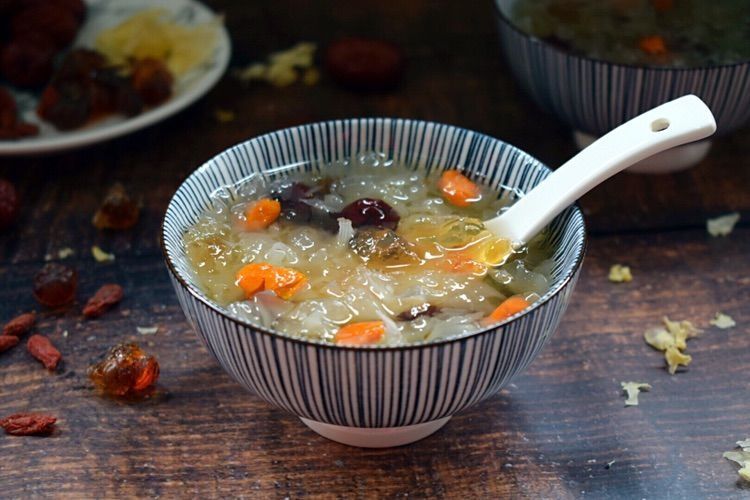 枸杞|秋冬之际，记得要多喝此羹，简单煮一煮，香甜又润燥