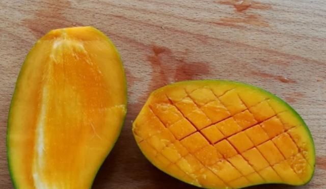 火龙果|父母最好让孩子少吃4种水果,尤其第3种,大人也要管住嘴巴