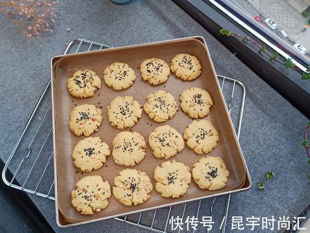 烤箱|我家桃酥从不买，5年来一直自己做，又香又酥，比买的好吃多了