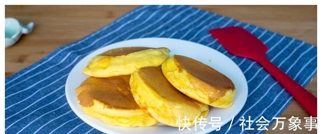 蛋黄|烘焙界的一股清流,比面包好吃,比蛋糕简单,一口平底锅也能做!
