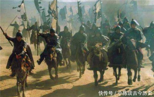 部下|古代警惕性最高的将军,皇帝刚赐他免死金牌,回家就召集部下造反