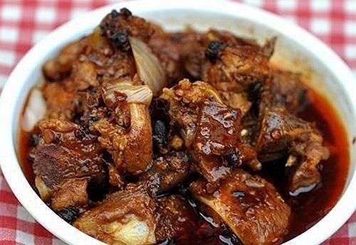  色泽|忍不住要流口水的美味下饭菜，色泽诱人，酱香浓郁，拌饭能吃两碗！