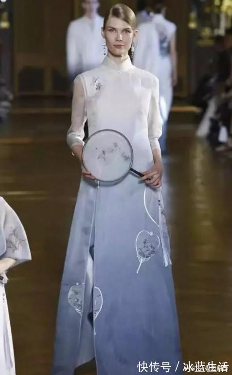 雍正@现代时尚设计师的灵感很多都来源于雍正《十二美人图》,不信你看