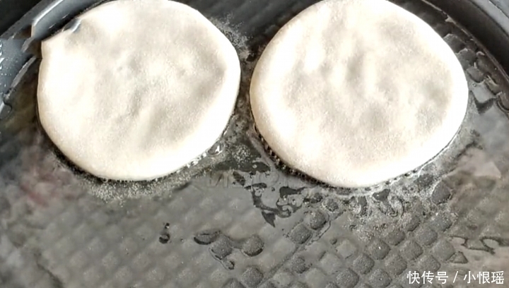 无论做什么馅饼，牢记此步骤，馅饼皮薄馅多，个个暄软又解馋