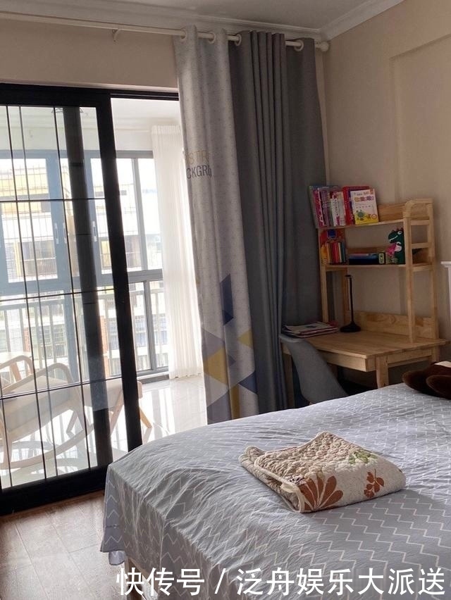 阳台|越来越多人不做吊顶,不做电视墙,看看她家装修,简约又漂亮