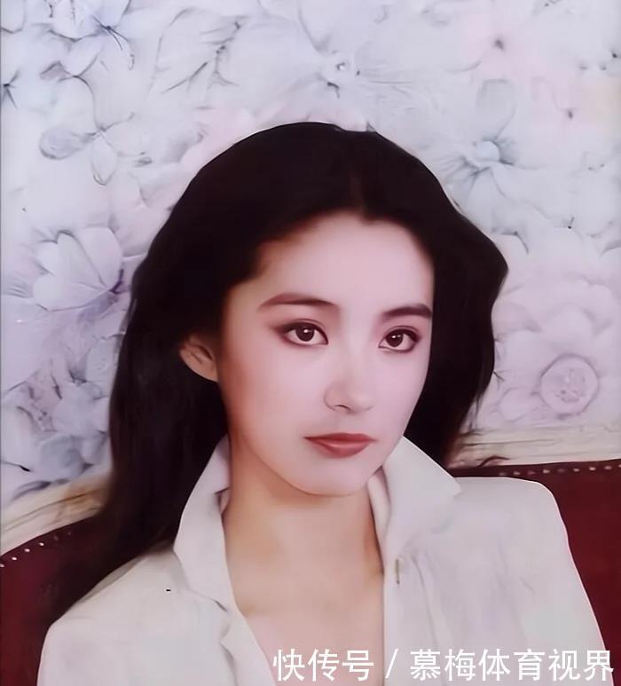 女生|脸上有这5条线的女生,属于真正的“美人胚子”,第3条线很少见