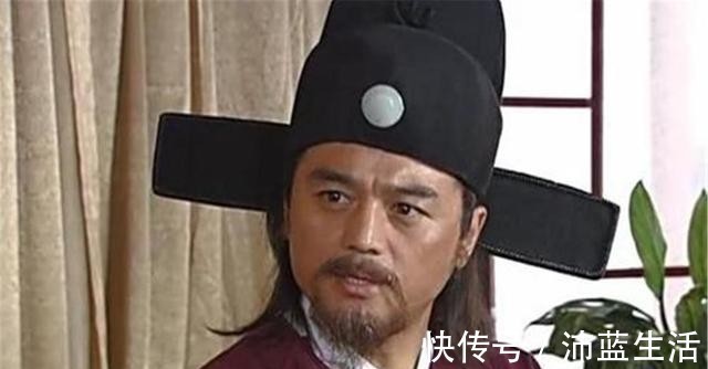 刘伯温$刘伯温为找天书,挖开诸葛亮墓,看到墓中一行字,马上匆匆离开