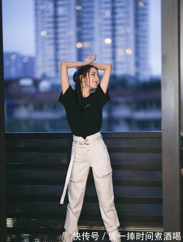 西装裤 不懂“小白裤”请别乱穿,它的最美搭配在这里,高级洋气又显气场