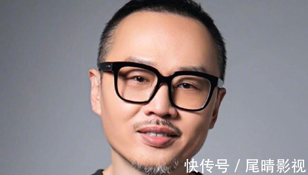 好声音冠军伍珂玥得到知名音乐人陈少琪的认可与提携，为她高兴