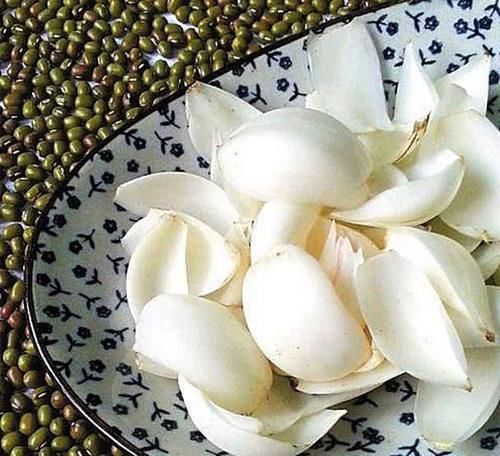 對身體很好的食物，可養肝明目，美容抗衰，滋補身體，再貴也別省