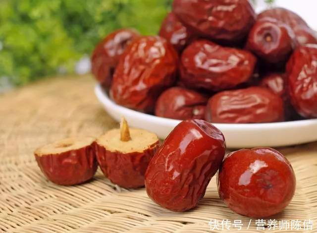 毒藥|這樣吃紅棗,相當(dāng)于吃“毒藥”,千萬別再這樣吃了