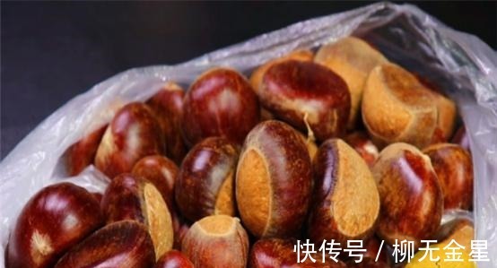 鸡肉|原来剥板栗壳这么简单，教你1个小窍门，颗粒完整，简单又快速！