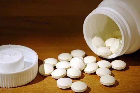 心脑血管疾病|出租司机突发脑溢血,抢救无效离世,高血压者切莫两件事一起做!