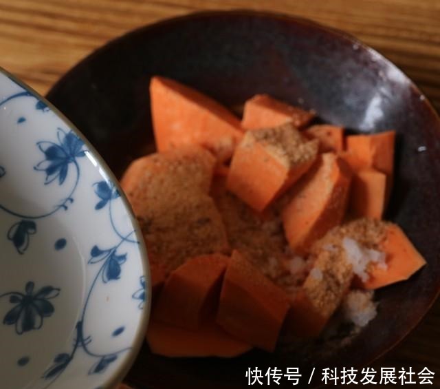粉蒸肉,入口即化,简直不要太香……