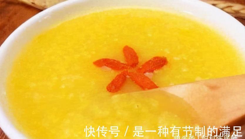 石榴|女性不想变老,常食3种食物,排毒护肤,改善气血,预防子宫早衰