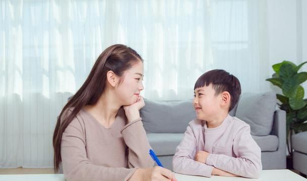 精明|从小就精明的孩子，长大后会有出息吗？