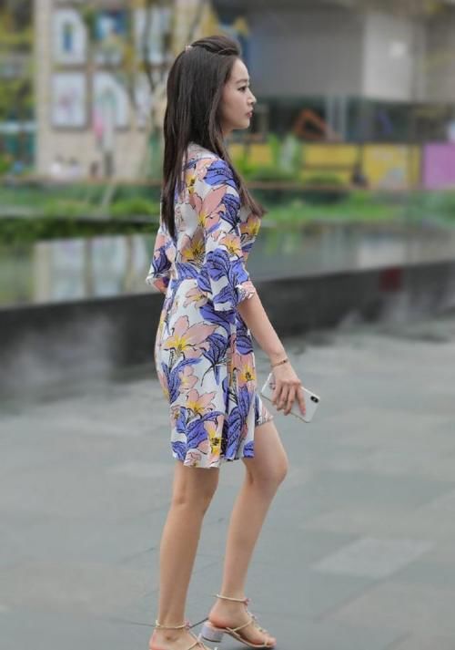  选择|外型有雅致感人之美，选择精致舒适的裙装，让您整个夏季清凉靓丽