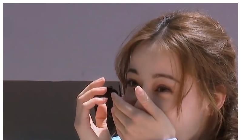 极挑成嘴炮节目?两次蹦极欺骗观众,一次是邓伦,一次是迪丽热巴