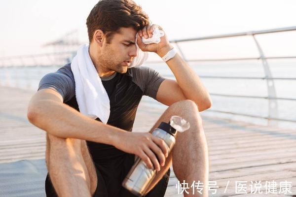 中年|男人中年后，身体若有这4个迹象，健康状态或在下降，需及时调理