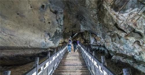 两不误|黄龙洞，中国最全能的溶洞奇观，避暑赏景两不误