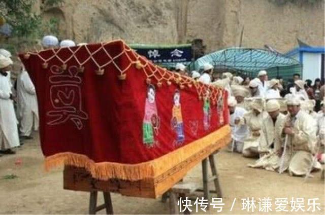 丹心照汗青#人死后为什么要穿“寿衣”,这并不是迷信,有一定科学道理