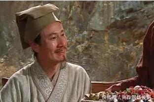 格局|《水浒传》中小肚鸡肠的王伦为何不能容人?怕惹火烧身吗?