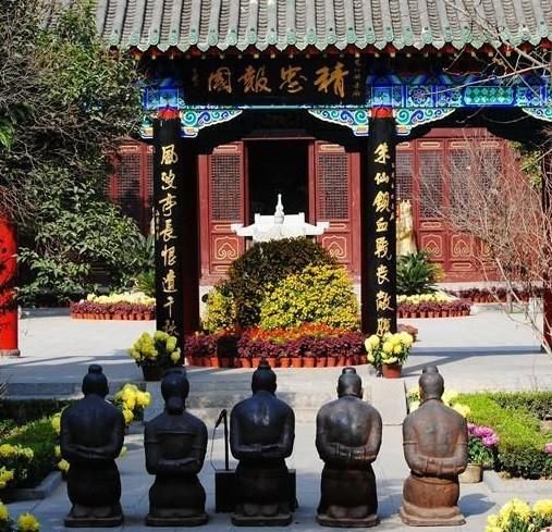 万俟部落|陷害岳飞的奸臣万俟卨，那么他的名字该怎么读？他是汉人吗？