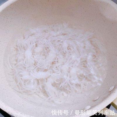 香辣|3块钱搞定一道香辣凉拌魔芋丝,不仅下饭还有有营养